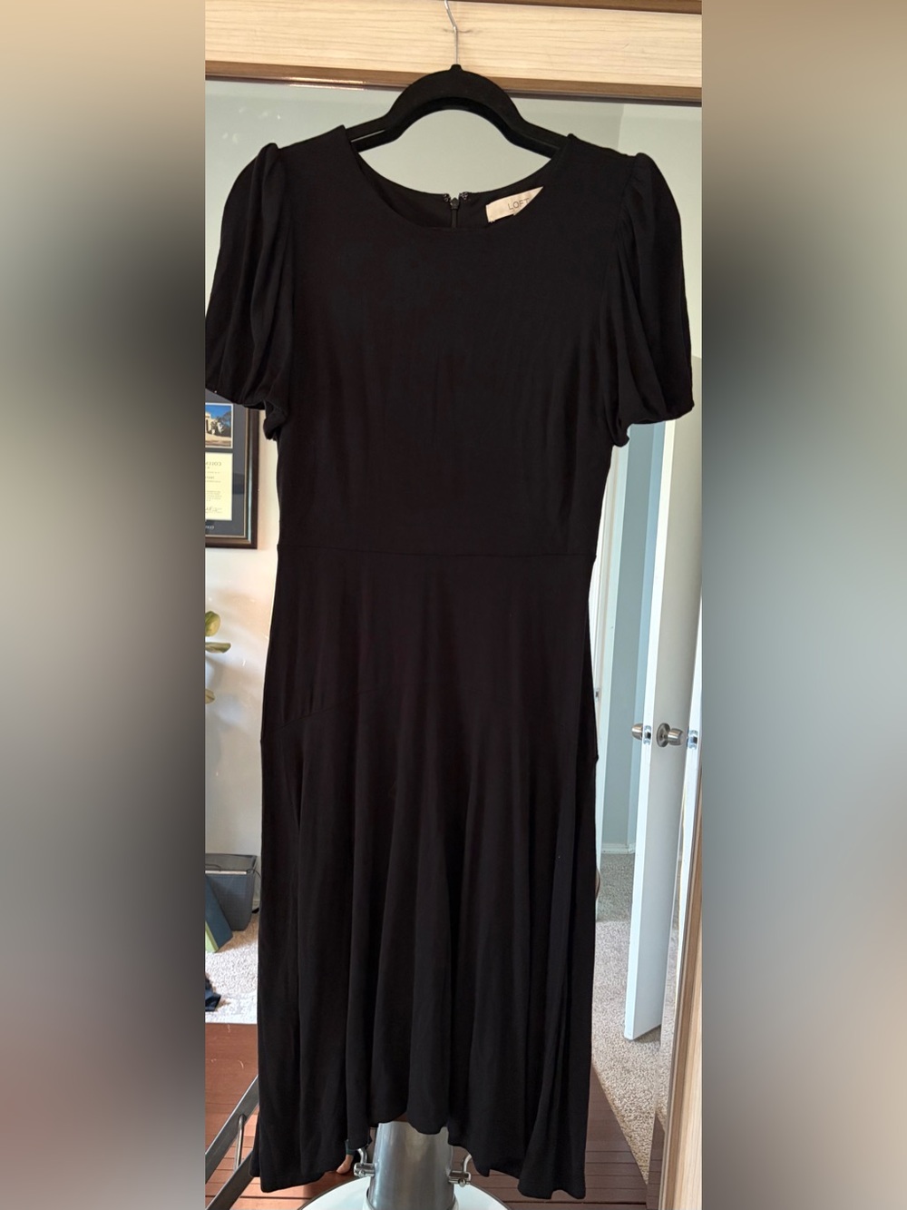 Loft Black Puff Short Sleeve Jersey Summer Dress size 2